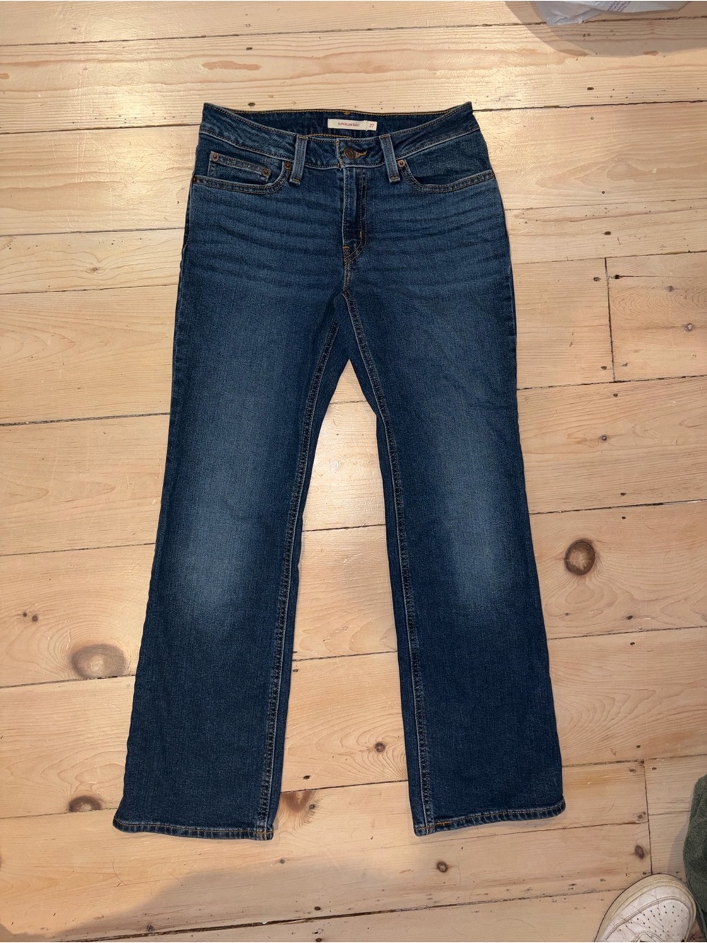 Levi’s Superlow Bootcut Jeans Size 27 Medium Wash Low Rise Y2K